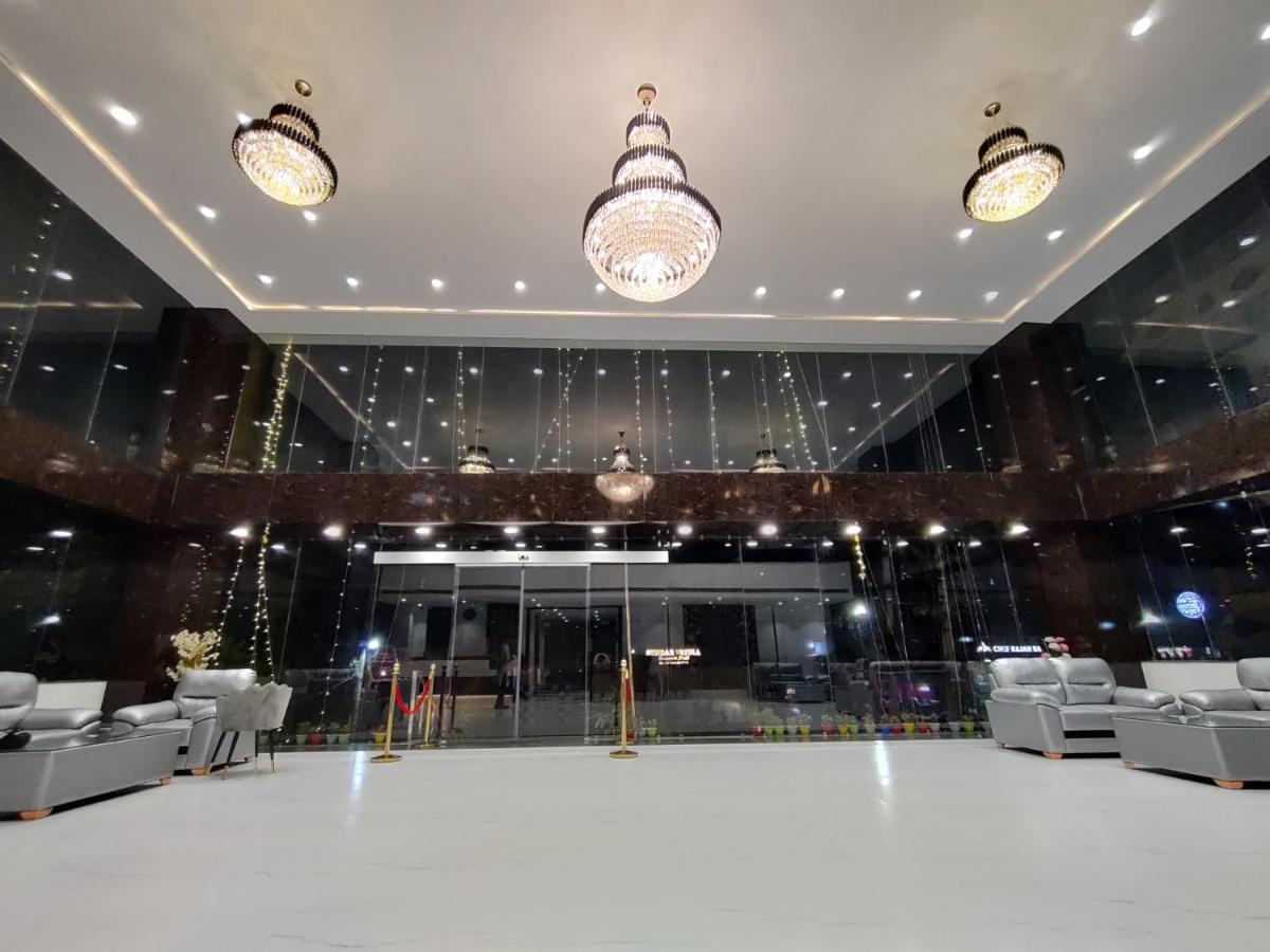 Royal Bliss Hotel Patna  Bagian luar foto