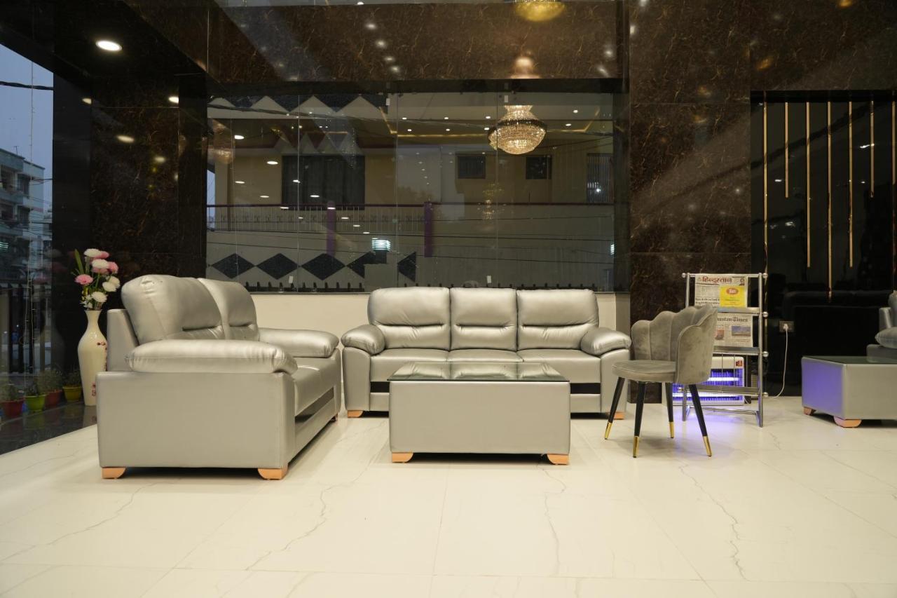 Royal Bliss Hotel Patna  Bagian luar foto